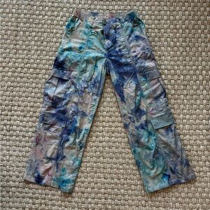 Medium One-of-a-Kind Tie-Dye Cargo Pants